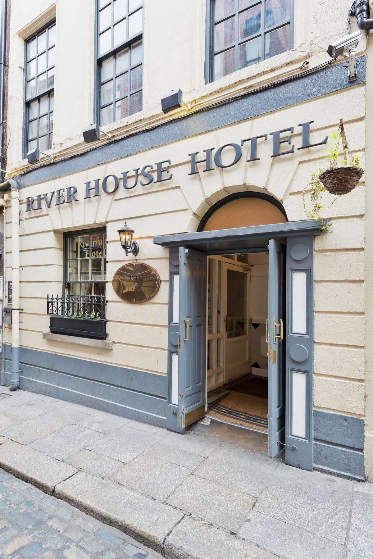 Riverhouse Hotel Of Temple Bar Dublin Bagian luar foto